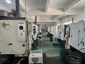 Produttore di Paralumi Personalizzati - Servizio OEM ODM per Paralumi in Vetro Soffiato, Tessuto, Metallo e Cristallo - Product Image 6