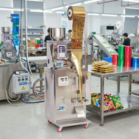 Machine d'emballage semi-automatique haute vitesse pour granulés alimentaires (popcorn, cacahuètes, bonbons, graines) avec sacs en aluminium/film