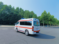 Nouvelle ambulance médicale FOTON, prix d'usine, 4x2, manuelle, essence, EURO 5, rouge + blanc, équipement médical, 3-8 m, lumières et sirène d'urgence