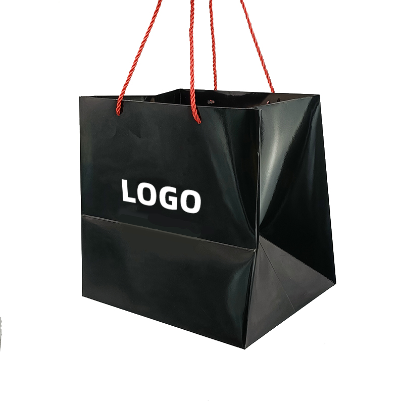 Recyclable Custom logo Sliver Paper Clothing Packaging Gift Paper Bag Shopping Bag Luxury Paper Bags with Handle