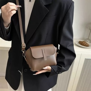 Bolso Bandolera Vintage de Piel con Textura de Cera de Aceite para Mujer, Novedad Primavera 2025 - Product Image 2
