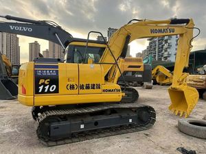 Miniexcavadora Komatsu PC110 Usada de 11 Toneladas, Maquinaria Industrial de Japón con Motor Cummins, Certificación CE, Bomba de Cucharón para Reportes - Product Image 2