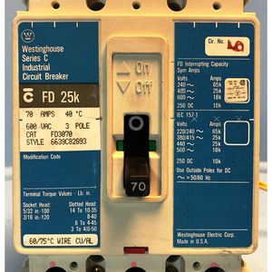 อีตัน FD3070 เซอร์กิตเบรกเกอร์แบบขึ้นรูป 3 โพล 70 แอมป์ 600 โวลต์ AC 250 โวลต์ DC แบบแม่เหล็กความร้อน - Product Image 2