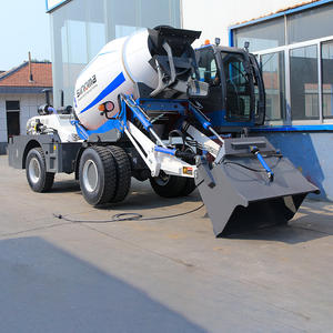 Camión industrial de alto rendimiento del mezclador concreto de 30 toneladas Clw con el certificado del CE - Product Image 1