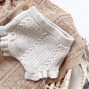 Shorts unisexes pour bébés et tout-petits en coton biologique à 100%, jolis bloomers à volants, couvre-culotte en tricot, style preppy, doux - Product Image 1