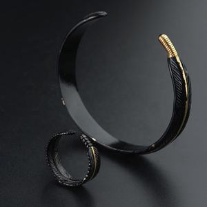 Conjunto de Joyería de Acero Inoxidable, Estilo Hip Hop, Anillo Personalizado con Plumas para Hombre, Conjunto de Anillos y Brazalete de Acero Inoxidable - Product Image 3