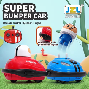 Coche de Choque RC 2.4G con Muñeca Saltarina y Luces, Juguete de Control Remoto para Niños, Regalo Ideal - Product Image 5