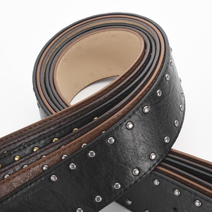 <span class=keywords><strong>Ceinture</strong></span> cloutée de luxe tendance pour <span class=keywords><strong>femme</strong></span> avec rivets et boucle ardillon métallique, haute qualité, idéale pour les tenues de soirée - Vente en gros - Product Image 3