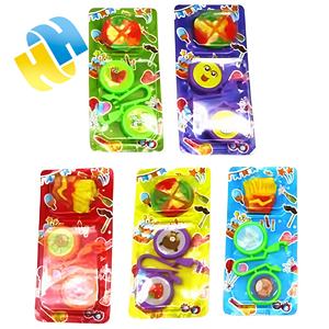 Vente <span class=keywords><strong>en</strong></span> gros <span class=keywords><strong>de</strong></span> bonbons gélifiés 2 <span class=keywords><strong>en</strong></span> 1 halal, jouets soucoupes volantes, saveurs <span class=keywords><strong>de</strong></span> fruits mélangés, bonbons gélifiés <span class=keywords><strong>de</strong></span> restauration rapide, bonbons OEM pour enfants <span class=keywords><strong>en</strong></span> emballage boîte - Product Image 6