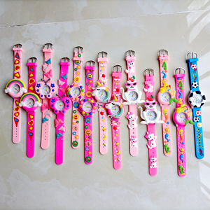 นาฬิกาควอตซ์สำหรับงานปาร์ตี้แฟชั่นสำหรับเด็กผู้หญิงนาฬิกาของขวัญสำหรับเด็กลายดอกเดซี่สีสันสดใส - Product Image 4