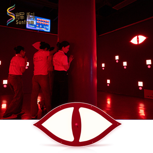 Juego de Luz LED Ojo del Diablo para <span class=keywords><strong>Escape</strong></span> <span class=keywords><strong>Room</strong></span> de Terror, Activación por Presión, Multijugador, Orientado a Tareas en Equipo, Sala de Juegos, Certificado CE, Clasificación IP55 - Product Image 1