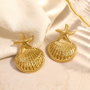 Boucles d'oreilles pendantes en forme d'étoile de mer et de coquillage, plaquées or 18 carats, en acier inoxydable, thème océan, bijoux tendance - Product Image 4