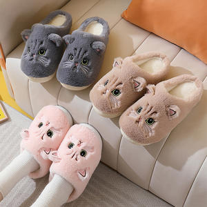 Automne-hiver à la mode coton pantoufles pour hommes et femmes mignon <span class=keywords><strong>chat</strong></span> dessin animé conception TPR doublé anti-dérapant Polyester matériau supérieur - Product Image 3