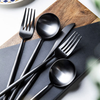 Ensemble de couverts en acier inoxydable 304 noir mat, qualité alimentaire, durable, design élégant, style portugais, pour mariage