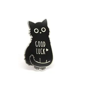 Pin de solapa de gato negro esmaltado, amuleto de la suerte, Pin de solapa motivador, 2022