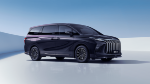 DONGFENG FORTHING V9 HEV, Monovolumen Básico <span class=keywords><strong>de</strong></span> Cinco Puertas y Siete Plazas, Vehículo Comercial Usado en Venta - Product Image 4