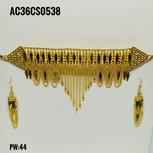 ชุดเครื่องประดับแฟชั่นสำหรับผู้หญิงชุดเครื่องประดับอาราบิคชุบทองพร้อมต่างหูดีไซน์ไม่เหมือนใคร - Product Image 1