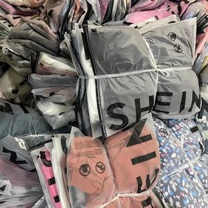 Liquidation de stock de robes pour femmes : <span class=keywords><strong>Vêtements</strong></span> d'occasion en gros à prix réduits - Product Image 4