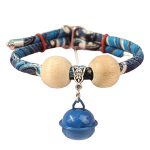 <span class=keywords><strong>Collier</strong></span> <span class=keywords><strong>anti</strong></span>-<span class=keywords><strong>puces</strong></span> et <span class=keywords><strong>anti</strong></span>-tiques élégant et luxueux 2026 pour animaux de compagnie, réglable, pour chiens et chats, printemps, extérieur, OEM ODM - Product Image 6