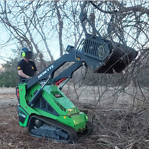 ديريت XC1100 لودر صغير مزود بملحق تقطيع الغابات، لودر مدمج هيدروليكي عالي التدفق - Product Image 2