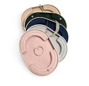 Tùy Chỉnh Hình Bầu Dục Lật Khay Vàng Nhung Kim Loại Showcase Cửa Hàng Sang Trọng Trang Sức Stackable Hiển Thị Vòng Cổ Khay Vòng - Product Image 2