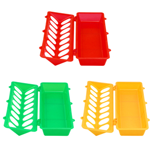 Mangeoire à volaille en plastique Flip-Top <span class=keywords><strong>Canard</strong></span> Oie Seau d'alimentation Mangeoire à poulet Auge - Product Image 5