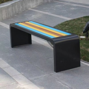 Banco de Jardín de Hierro Fundido y Madera para Exteriores - Product Image 4