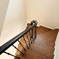 Balustrades d'escalier intérieures pour villa moderne, moulures monobloc en alliage d'aluminium, garde-corps noir massif, résistant à l'eau, peignable