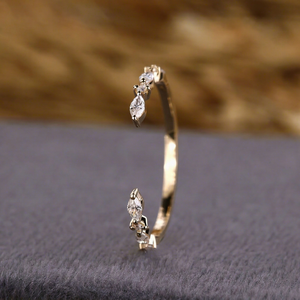 Bague de mariage pour femme en or massif 14 carats, diamant de laboratoire taille marquise, design minimaliste tendance à fente ouverte, certifiée IGI, pour anniversaire et fête - Product Image 1