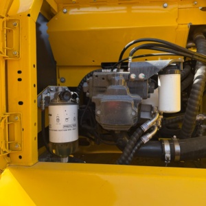 รถขุดโคมัตสึ PC220 มือสอง 22 ตัน ชั่วโมงการใช้งานน้อย สภาพดี เครื่องยนต์คัมมินส์ ความจุบุ้งกี๋ 1.2 ลูกบาศก์เมตร ปี 2025 สำหรับงานก่อสร้าง - Product Image 5