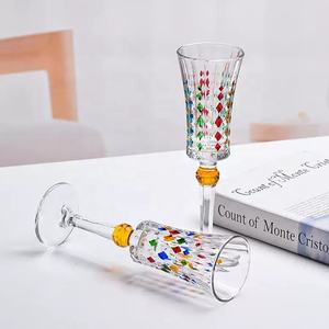 Coupes à cocktail et champagne à pied haut, décorées de diamants en relief, style vintage, pour fêtes et mariages, peintes à la main, colorées, pour vin blanc et rouge - Product Image 3