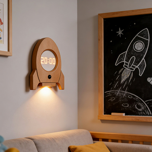 Reloj Despertador con Sensor de Movimiento, Lámpara de Noche de Madera Recargable, Lámpara de Pared para Niños y Niñas - Product Image 2