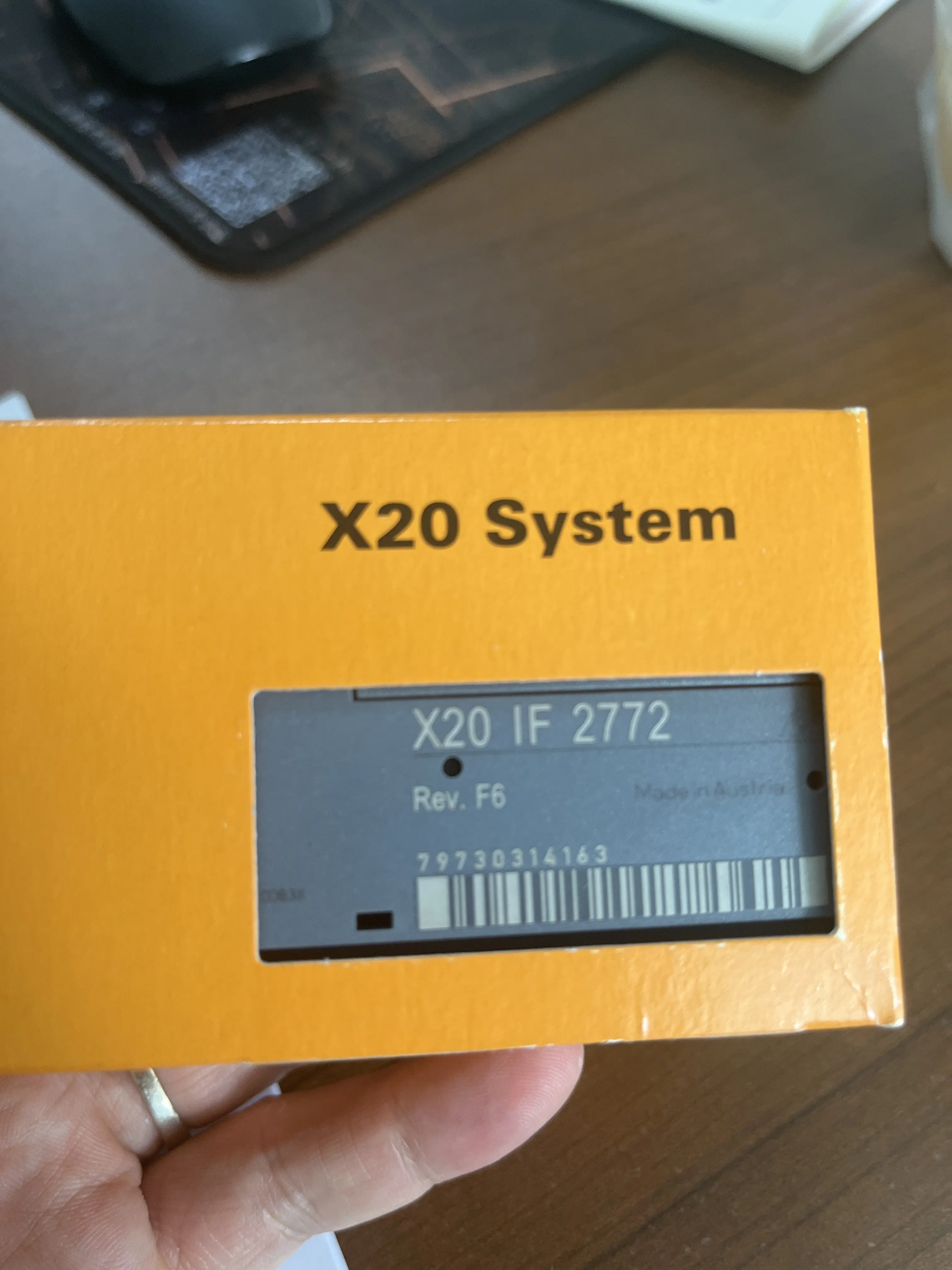 new and original X20 temperature input module X20AT6402