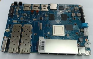 <span class=keywords><strong>Banana</strong></span> <span class=keywords><strong>Pi</strong></span> BPI-R4 - Product Image 3