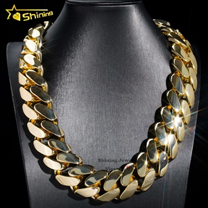 Joyería de Lujo Estilo Hip Hop Collar Pesado Súper Grande Cadena Cubana Chapada en Oro de 18K Eslabón Cubano de Miami - Product Image 4