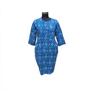 Encolure ronde en coton d'été délicat et élégant Mini robes moulantes Guide pour étreindre vos courbes créer un look flatteur - Product Image 1