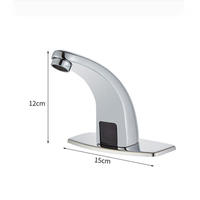 Salle de bain moderne Lavage des mains sans contact avec capteur automatique Robinet de lavabo monotrou monté sur le pont
