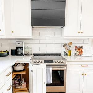 Armadietti da <span class=keywords><strong>cucina</strong></span> in rovere massello <span class=keywords><strong>Vintage</strong></span> tradizionale artigianato in melamina carcassa isola lavello per interni classici - Product Image 6