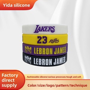 Pulsera Deportiva de Silicona Luminosa Personalizada <span class=keywords><strong>con</strong></span> los Nombres de las Estrellas del Baloncesto Kobe, James y Curry, Hecha en China, Unisex - Product Image 2