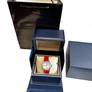 Reloj de Pulsera Mecánico para Mujer con Correa de Cuero Roja y Diseño de Esfera Móvil para Uso Diario Chopards - Product Image 1