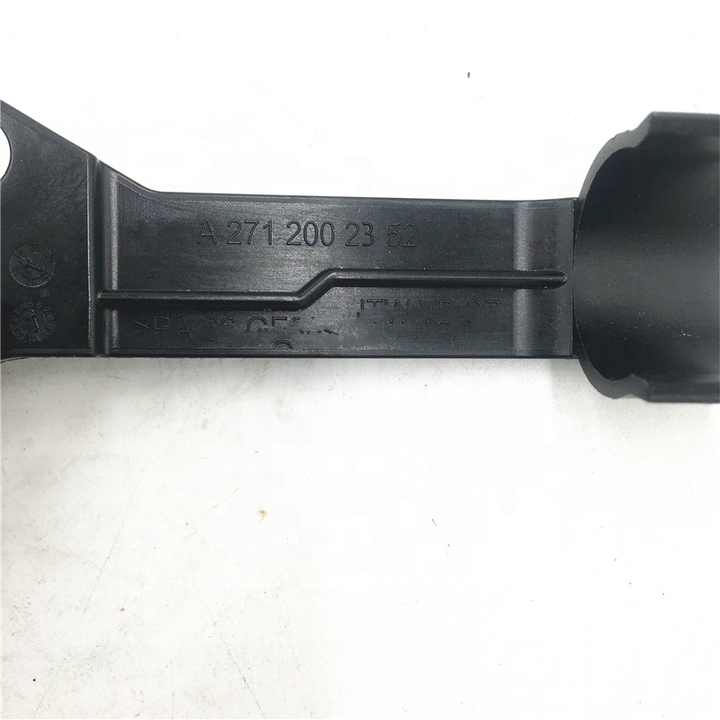 271 200 23 52 M271 W204 W212 Coolant Hose For Mercedes Benz Car  