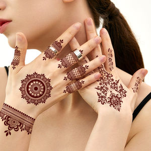 Adesivos de Tatuagem Temporária à Prova d'Água e Não Tóxicos com Padrões Sensuais em Fundo Branco para Corpo - Product Image 4