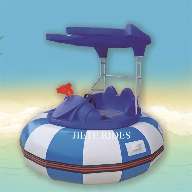 Bemper tiup elektrik anak-anak dewasa, perahu Bumper kolam air dengan pistol air untuk taman hiburan harga murah