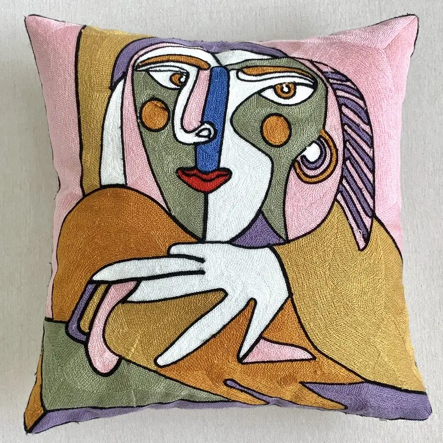 Soft Cotton Colorful Abstract Portrait Animal Pattern Embroidery Throw Cushion Cover Piccaso Painting Hand Embroidery Pillow