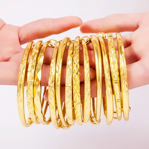 Braccialetti in rame placcati in oro personalizzati di nuova moda da donna braccialetti di fidanzamento per matrimonio
