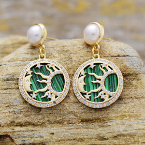 Boucles d'oreilles pendantes de luxe en malachite, perles et zircon, motif constellation, bijoux de soirée, couleur paon, sertissage clos en alliage de zinc - Product Image 1