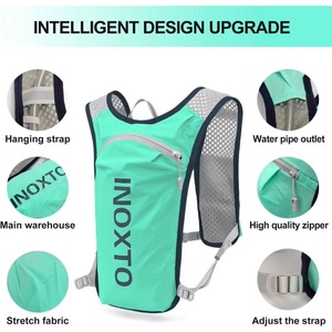 Échantillon gratuit – Gilet de course léger et réfléchissant avec logo personnalisé, pour marathon, trail, cyclisme, entraînement, hydratation, et support de téléphone - Product Image 2