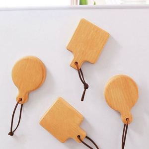 Abridor de Botellas de Cerveza de Madera de Haya Natural, Mini Abridor de Botellas de Madera Portátil con Imán - Product Image 2