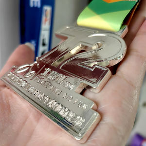 Vélo d'équilibre pour enfants, médaille en métal personnalisée de style moderne et antique avec ruban pour compétition sportive - Product Image 6