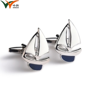 Gemelos de diseño inspirado en estampado geométrico de velero para mujer - Product Image 2